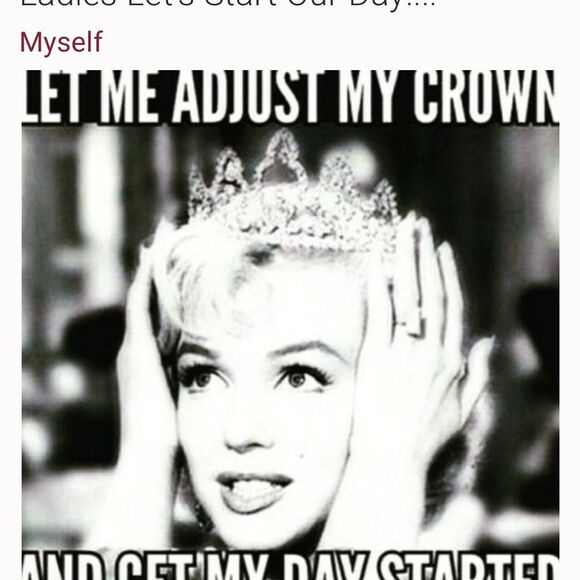 NWT Rose Gold Rhinestone Statement Necklace & Earrings Set - Picture 16 of 16